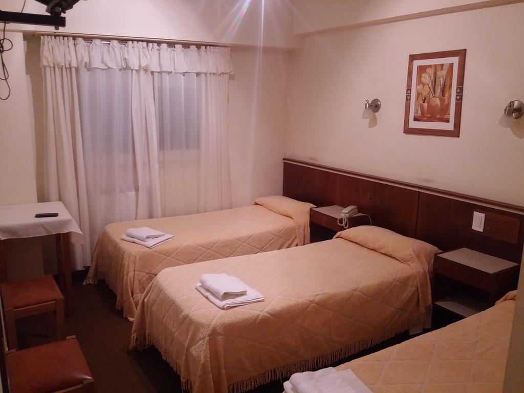 Hotel Compostela Мар дел Плата Екстериор снимка
