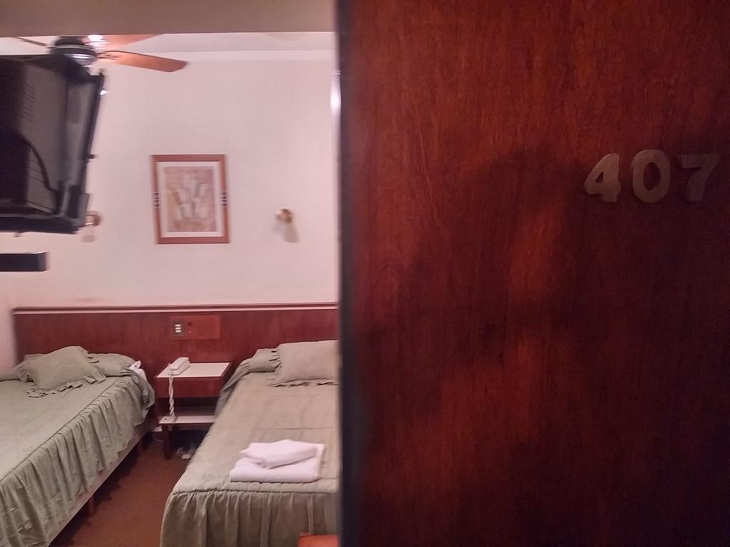 Hotel Compostela Мар дел Плата Екстериор снимка