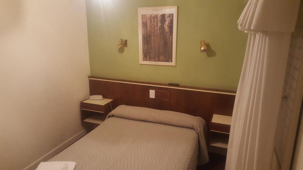 Hotel Compostela Мар дел Плата Екстериор снимка