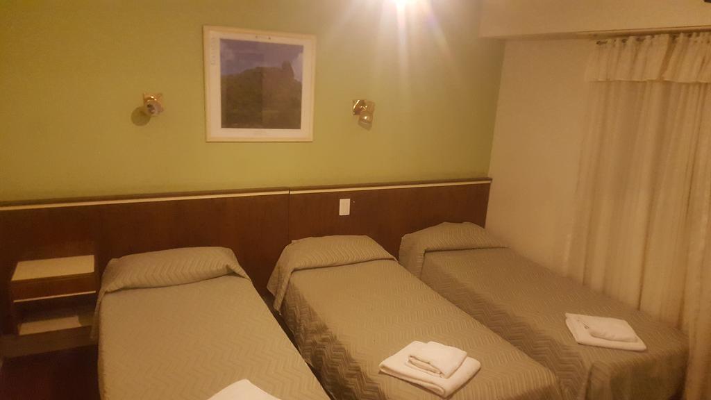 Hotel Compostela Мар дел Плата Екстериор снимка
