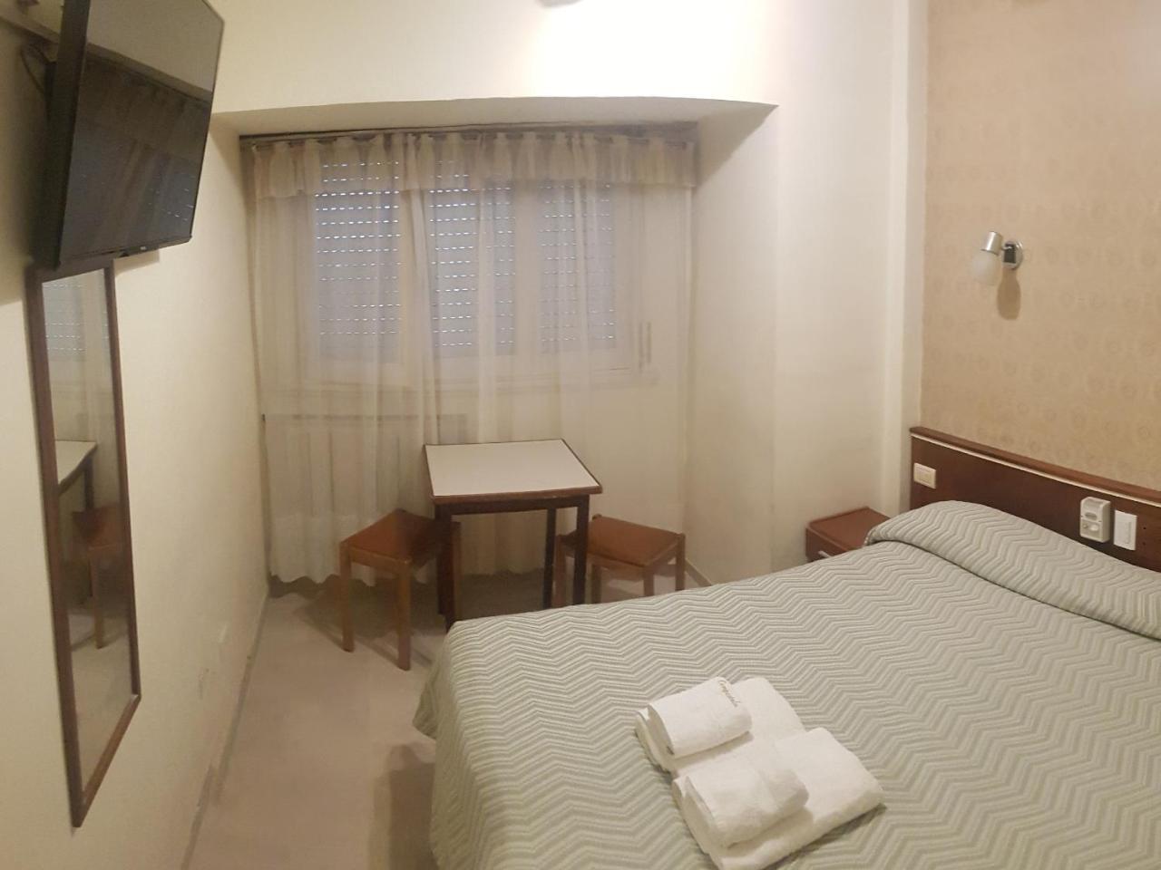 Hotel Compostela Мар дел Плата Екстериор снимка